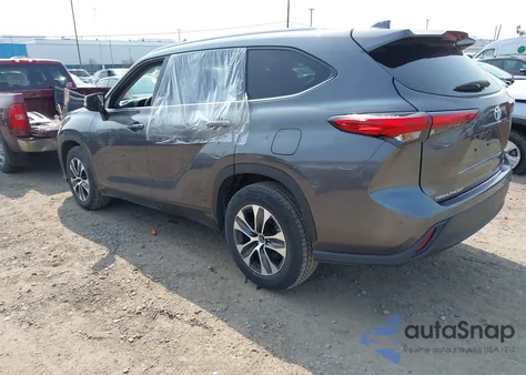 2022 Toyota Highlander Xle из США, поврежденный, VIN 5TDGZRAH9NS554266